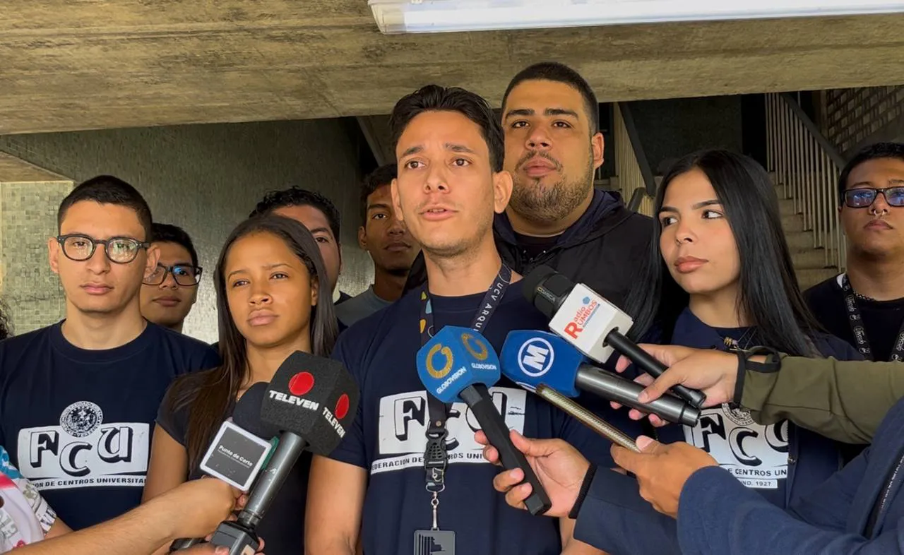 Ariel Pérez, secretario de derechos estudiantiles de la Federación de Centros Universitarios (FCU-UCV).