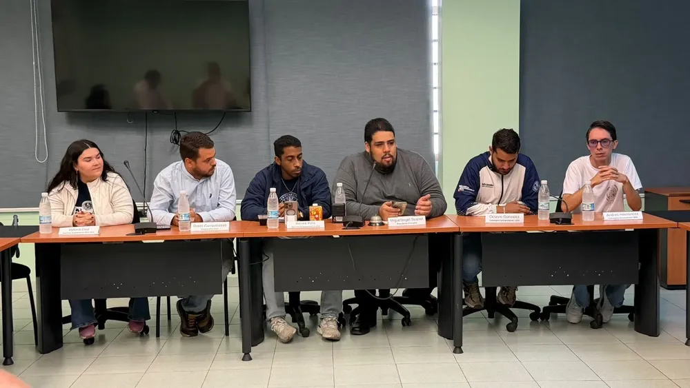 Estudiantes sostienen encuentro con la AN 2015 en la Facultad de Ciencias